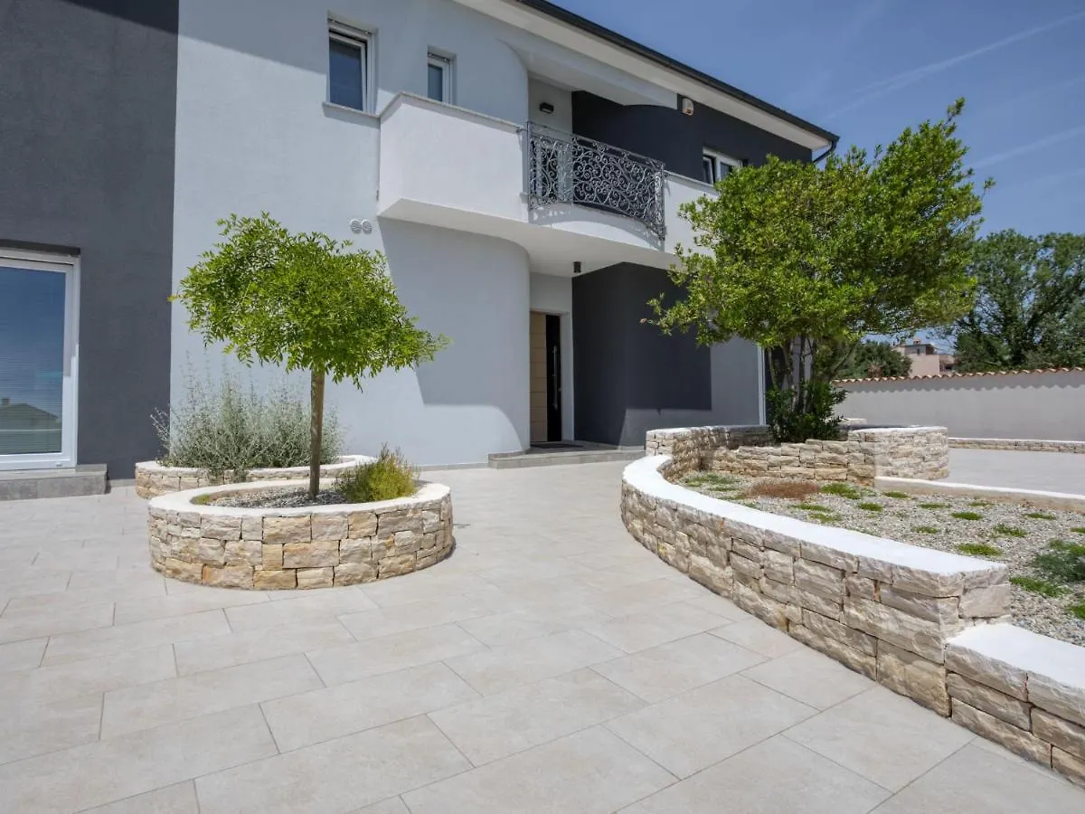 Villa Dream House By Interhome Pula 0*,